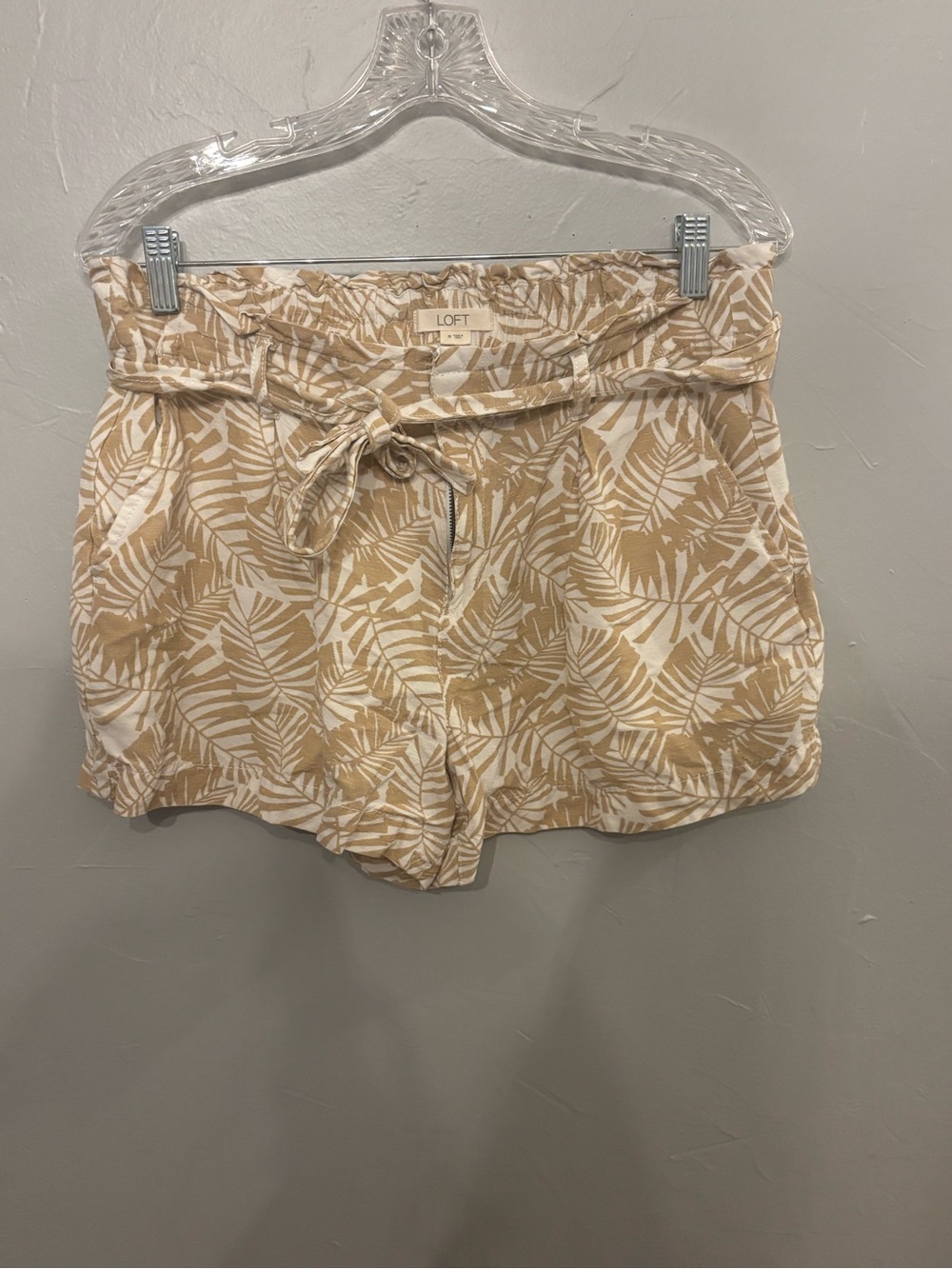 LOFT Cream and Tan Tropical Print High-Rise Paperbag Shorts